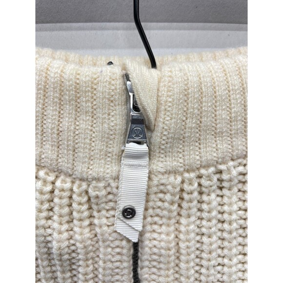 Lululemon Falling Freely Neck Warmer Ivory 100% Merino Wool Zippered Scarf - Picture 7 of 7